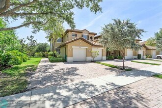 8140 NW 128th Ln in Parkland, FL - Building Photo - Building Photo