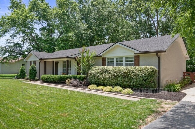 property at 819 Chrisman Dr