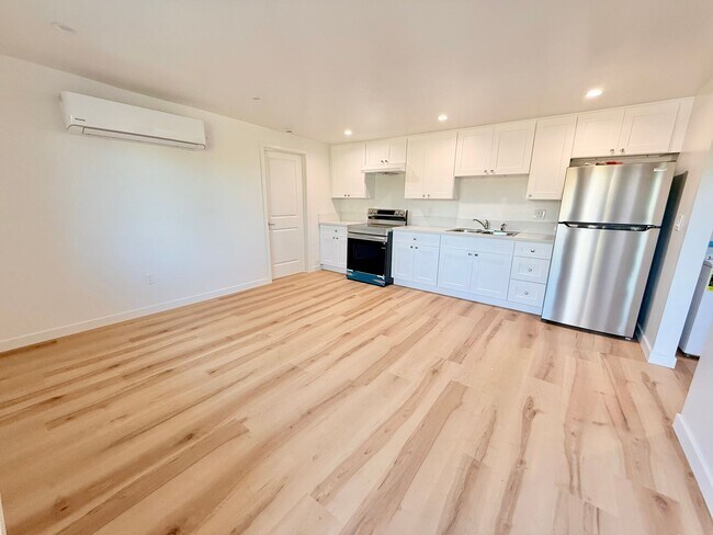 2922 8th Ave in Los Angeles, CA - Building Photo - Building Photo