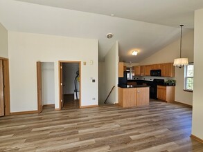 2212 Waterleaf Ct in Naperville, IL - Building Photo - Building Photo
