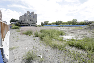 Riverside Development - Phase II in Chicago, IL - Building Photo - Building Photo