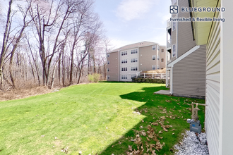 1 Arboretum Way, Unit FL0-ID2763A in Burlington, MA - Building Photo - Building Photo