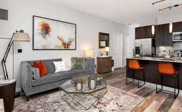 400 W Huron St in Chicago, IL - Building Photo - Building Photo