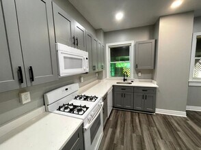 3343 Parkview Ave in Pittsburgh, PA - Building Photo - Building Photo