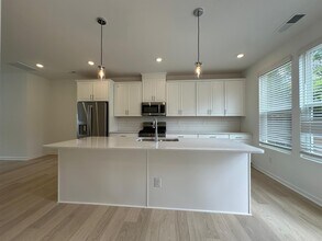 1728 Blanche St in Charlotte, NC - Building Photo - Building Photo