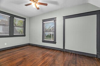 4121 Holly St in Kansas City, MO - Building Photo - Building Photo