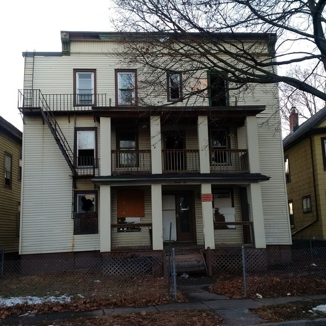 22 Lexington Ave in Poughkeepsie, NY - Building Photo - Building Photo