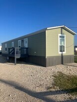 1119 Grubbs Rd in Sealy, TX - Building Photo