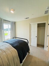1533 Blackfish Wy in Sacramento, CA - Building Photo - Building Photo