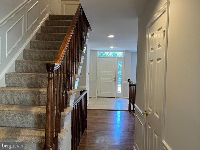 5723 Brewer House Cir in Rockville, MD - Building Photo - Building Photo
