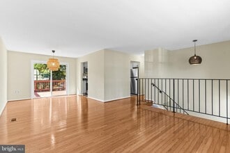 7219 Bona Vista Ct in Springfield, VA - Building Photo - Building Photo