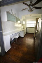 349 Meridian Ave-Unit -B-206 in Miami Beach, FL - Building Photo - Building Photo