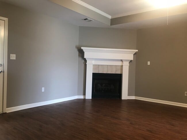 230 Autumnwood Drive in Benton, AR - Building Photo - Building Photo