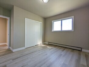 Heritage Trail Apartments 3 in Edmonton, AB - Building Photo - Building Photo