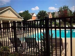 2043 Hailston Ln in Duluth, GA - Building Photo