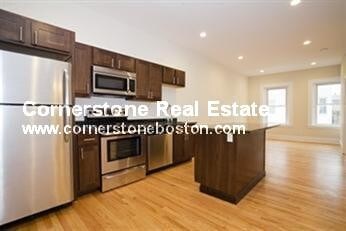 16 Burney St, Unit 2 in Boston, MA - Building Photo