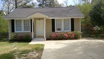 312 Creps St in Lexington, SC - Building Photo