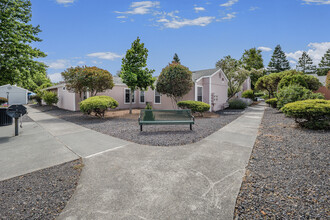 Redwood Meadows Senior Apartments in Willits, CA - Building Photo - Building Photo