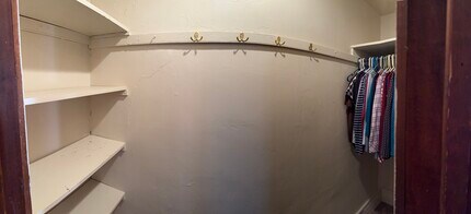 27 E Pulteney St, Unit 101 in Corning, NY - Foto de edificio - Building Photo