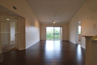 4175 N Haverhill Rd in West Palm Beach, FL - Building Photo - Building Photo