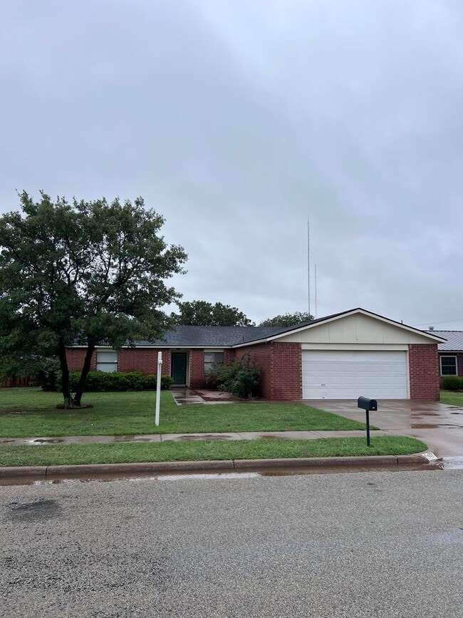 property at 2411 93rd Pl