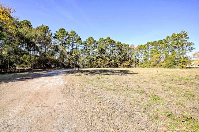 property at 26824 Victory Ln