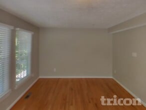 9851 Bayline Cir in Owings Mills, MD - Building Photo - Building Photo