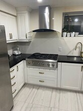 847 Runnymede Rd in Toronto, ON - Building Photo - Building Photo