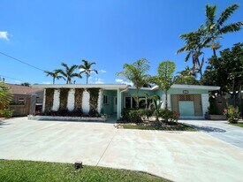 1927 Cypress Ave in Fort Pierce, FL - Building Photo