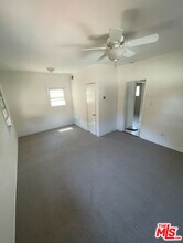 843-844 Huntley Dr in West Hollywood, CA - Building Photo - Building Photo