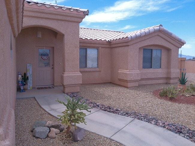 3360 El Toro Dr in Lake Havasu City, AZ - Building Photo - Building Photo