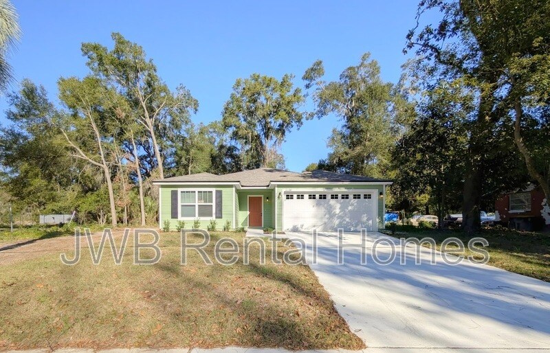 3833 Soutel Dr in Jacksonville, FL - Building Photo