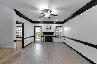 5006 Waterloo Ave in Fayetteville, NC - Building Photo - Building Photo