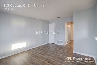 313 Queens Ct S in Mansfield, TX - Building Photo - Building Photo