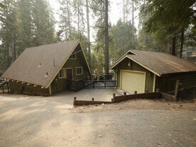 16870 Alpine Dr in Pioneer, CA - Building Photo