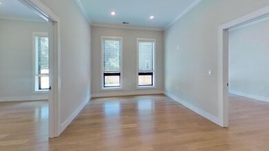 18-18 Highgate St in Boston, MA - Building Photo - Building Photo
