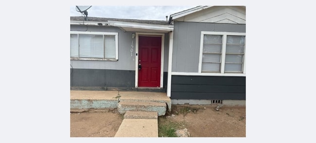 property at 1501 E 17th St