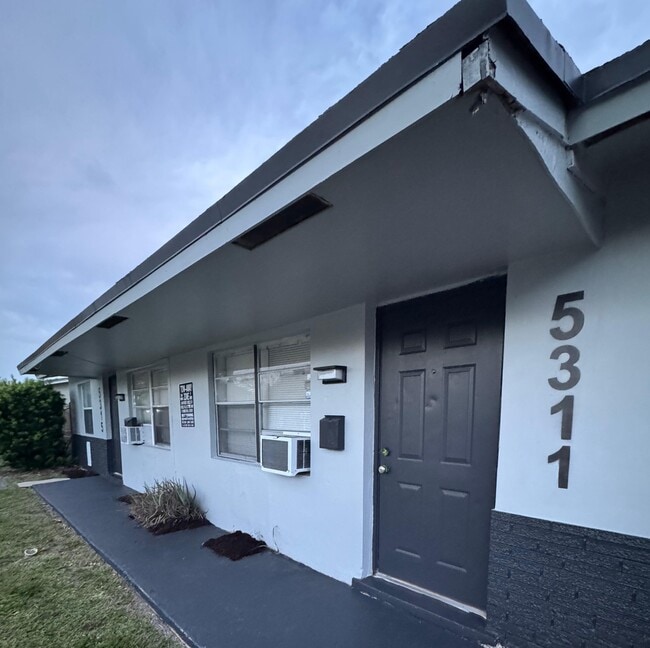 1801 NW 55th Ave, Unit Apartment for rent in Lauderhill, FL - Building Photo - Building Photo