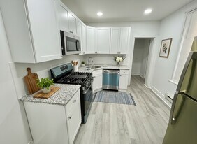 2554 N Sartain St in Philadelphia, PA - Building Photo