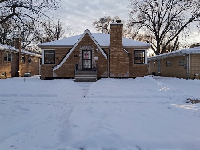 property at 360 Streamside Dr