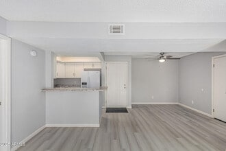 4730 W Northern Ave in Glendale, AZ - Foto de edificio - Building Photo