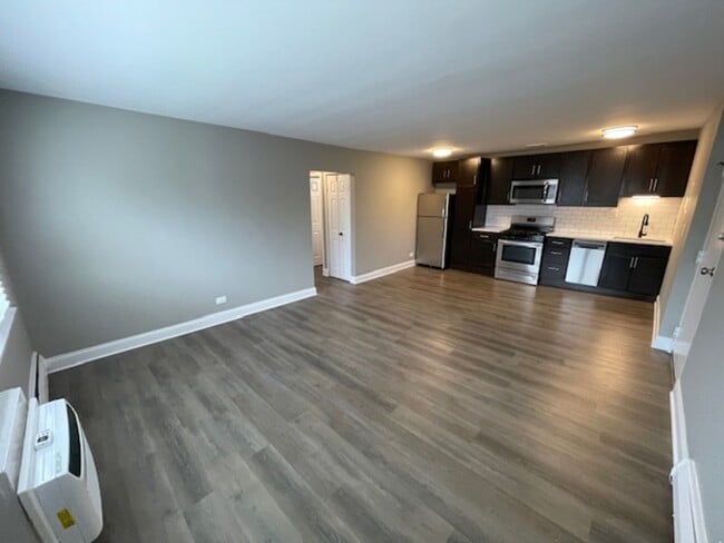 property at 7 N Dryden Pl