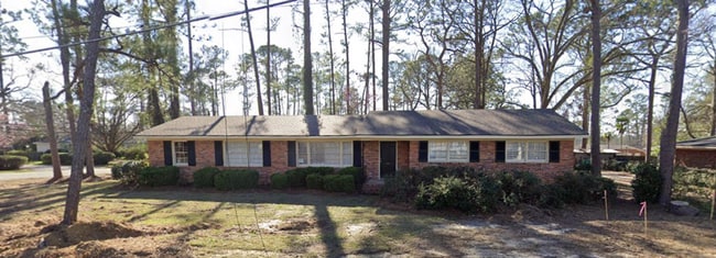 property at 2208 Jerry Jones Dr