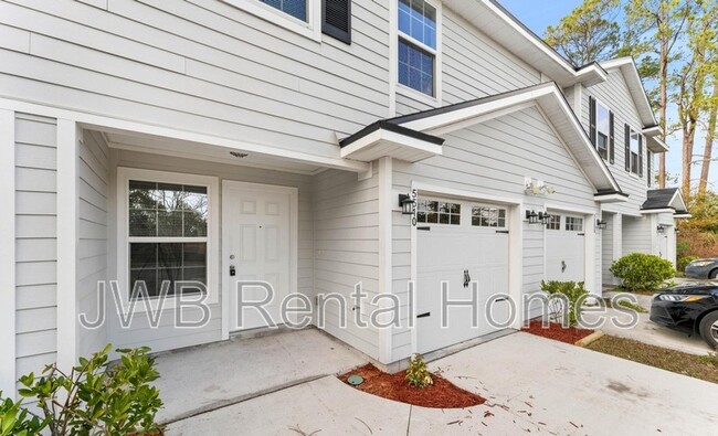 5510 Marathon Pkwy in Jacksonville, FL - Building Photo - Building Photo