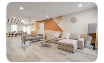 13941 Bee St in Farmers Branch, TX - Building Photo