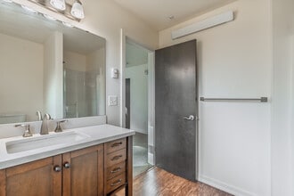 Blueberry Tri-Plex in Bellingham, WA - Building Photo - Interior Photo