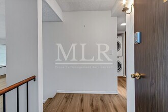 8619 Zircon Dr SW in Lakewood, WA - Building Photo - Building Photo