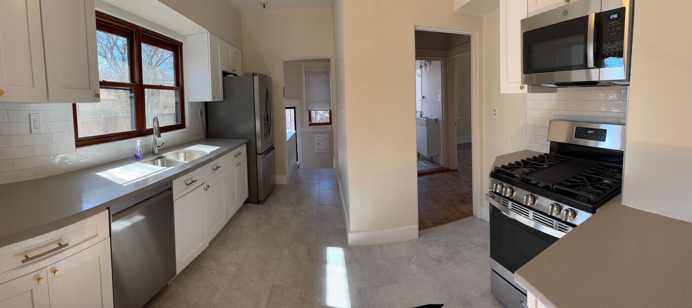 2265 Ivanhoe St in Denver, CO - Building Photo