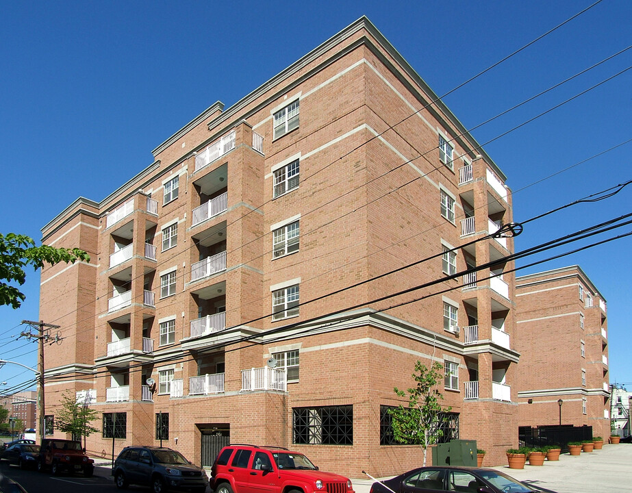 1132 Clinton Street in Hoboken, NJ - Building Photo