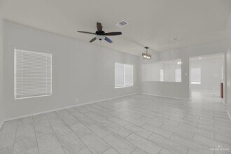 21 N 21st St in McAllen, TX - Building Photo - Building Photo